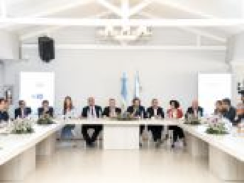 TUCUMAN MANZUR REUNION